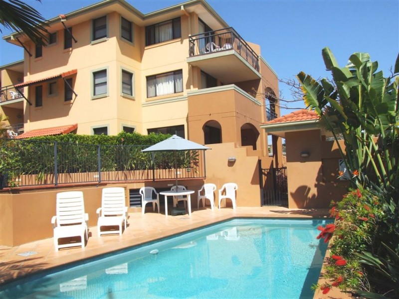 40 Ventura Road, Mermaid Beach QLD 4218