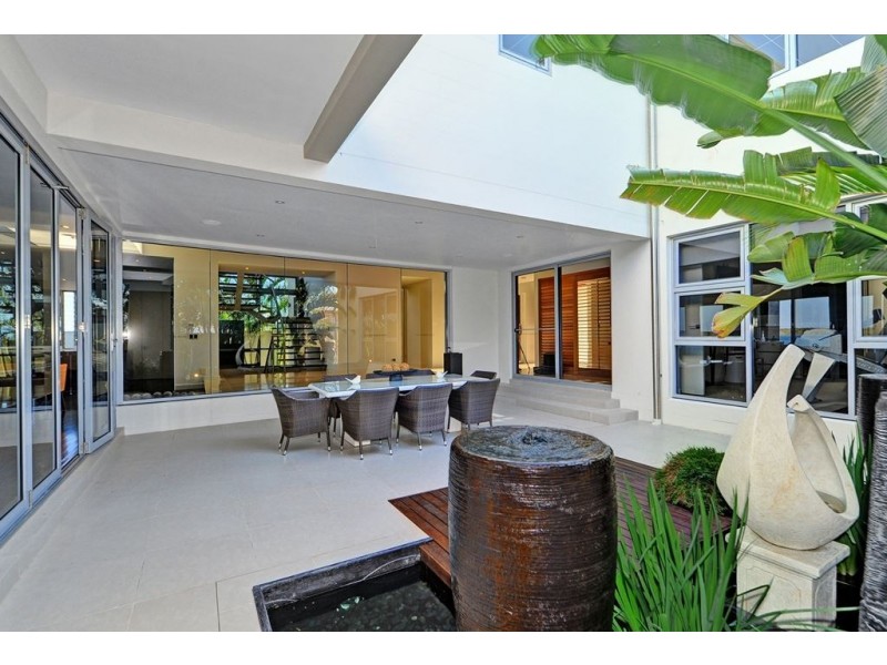 13 Parklane Terrace, Sovereign Islands QLD 4216