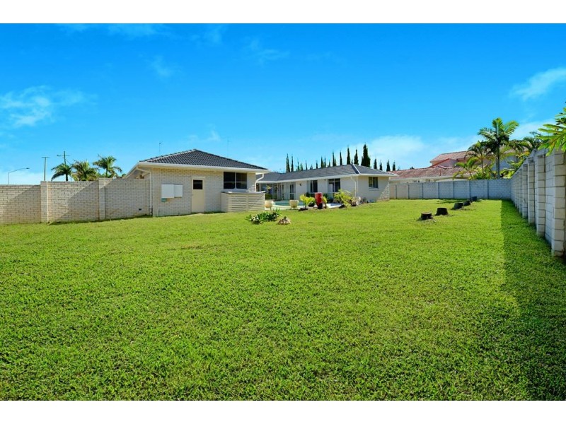 1 Cabana Boul (403 Benowa Rd), Benowa Waters QLD 4217