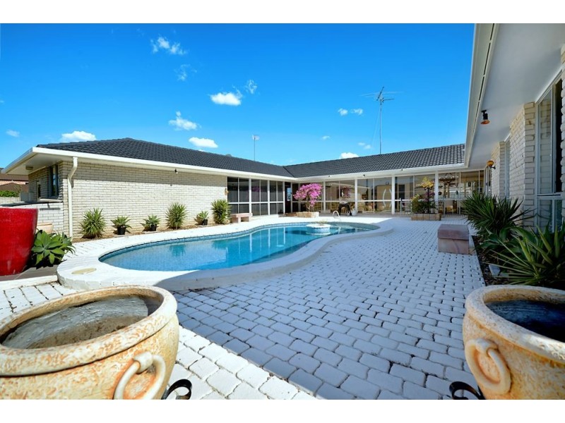 1 Cabana Boul (403 Benowa Rd), Benowa Waters QLD 4217