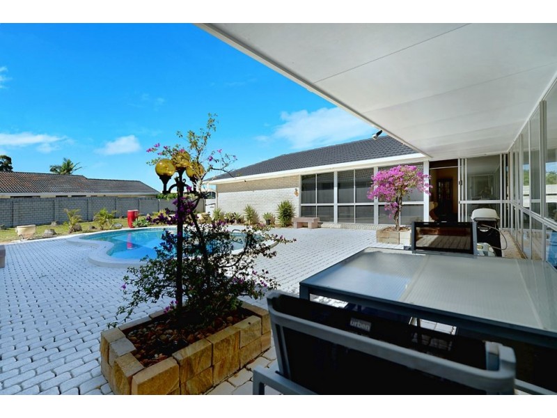 1 Cabana Boul (403 Benowa Rd), Benowa Waters QLD 4217