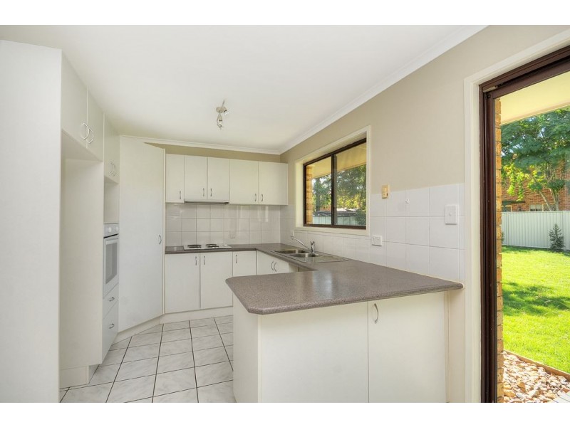 16 Alison Road, Carrara QLD 4211