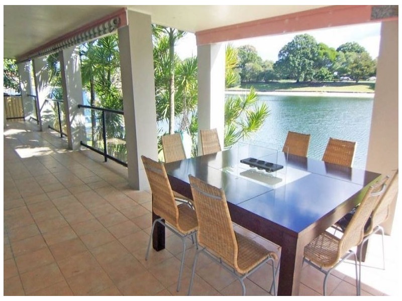 31 Driver Court, Mermaid Waters QLD 4218