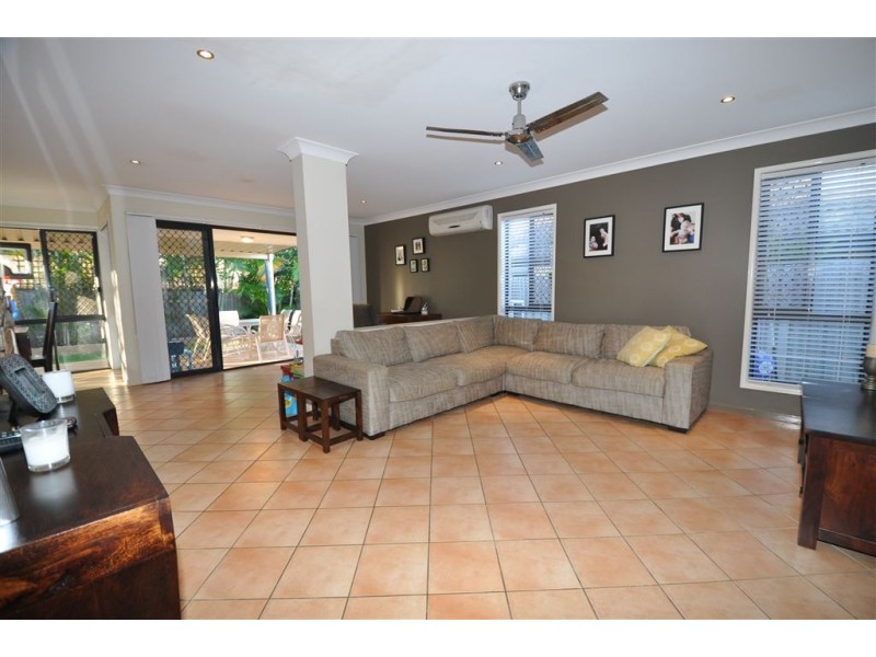 54 Inwood Circuit, Merrimac QLD 4226