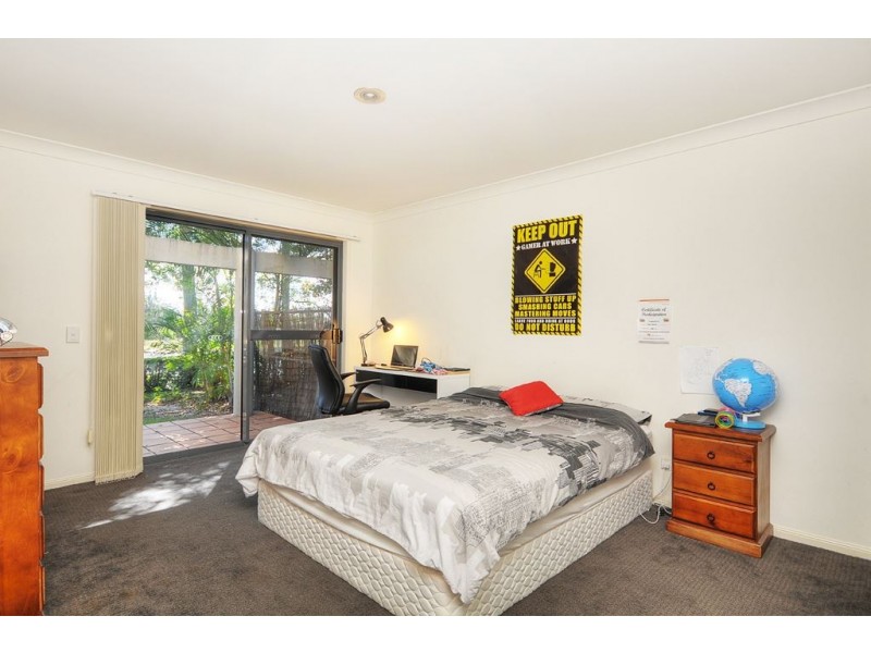 125 Santa Cruz Boulevard, Clear Island Waters QLD 4226
