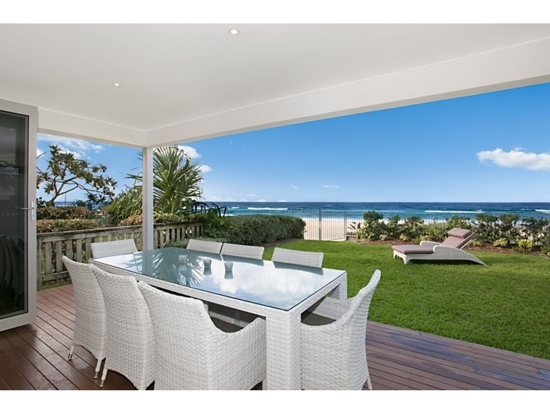 67 Jefferson Lane, Palm Beach QLD 4221