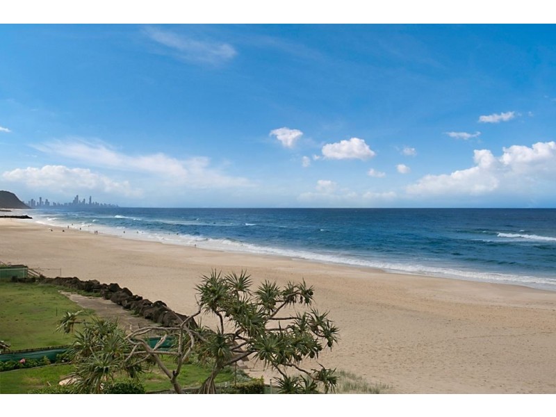67 Jefferson Lane, Palm Beach QLD 4221