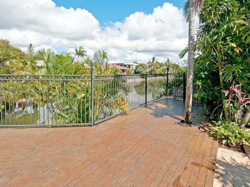 Broadbeach Waters QLD 4218