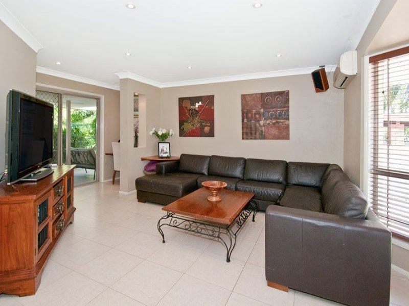 Broadbeach Waters QLD 4218