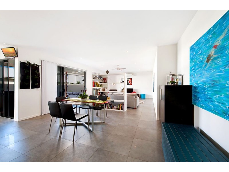 9 Rhodium Crescent, Hope Island QLD 4212