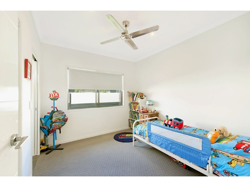 9 Rhodium Crescent, Hope Island QLD 4212