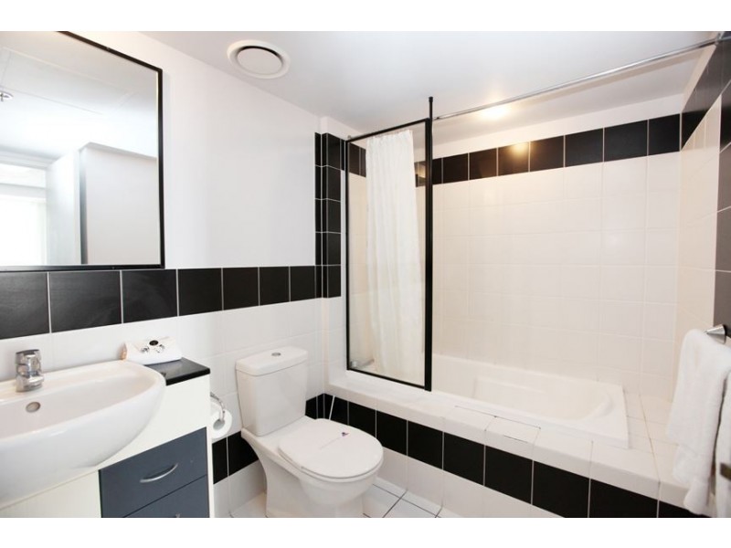 2865 Gold Coast Highway, Surfers Paradise QLD 4217