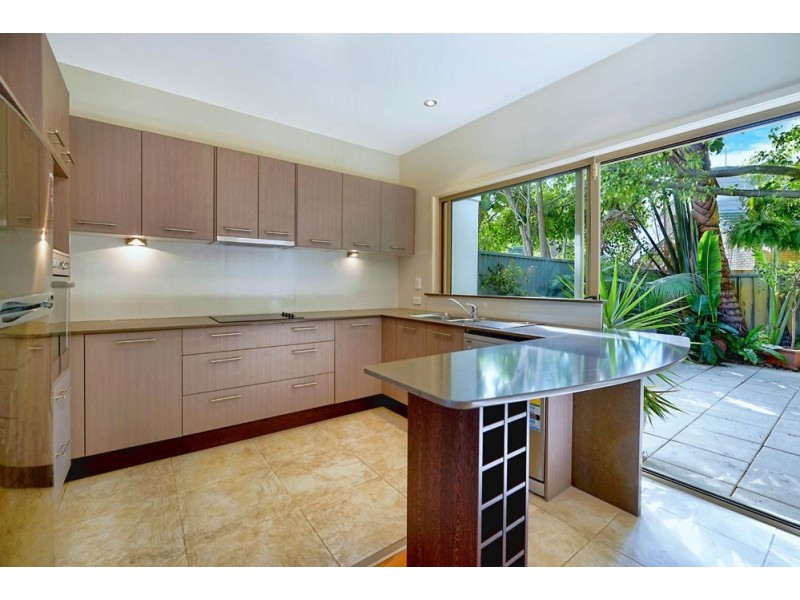 29B Avanti Street, Mermaid Waters QLD 4218