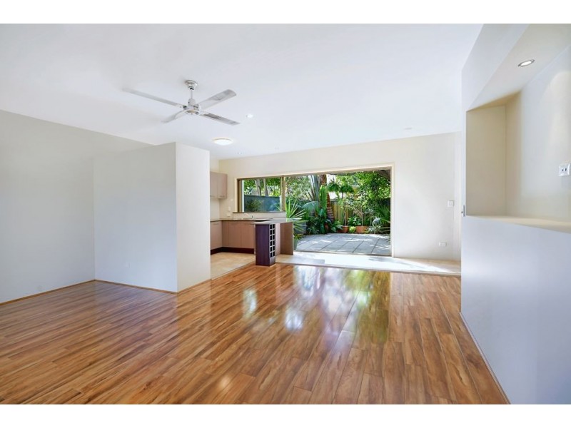 29B Avanti Street, Mermaid Waters QLD 4218