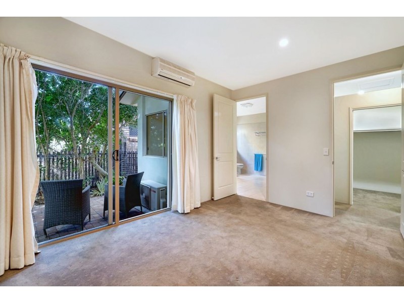 29B Avanti Street, Mermaid Waters QLD 4218