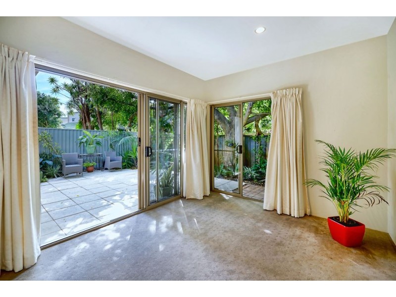 29B Avanti Street, Mermaid Waters QLD 4218
