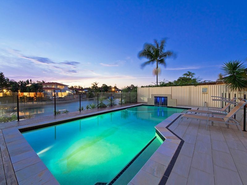 13 Maureen Ct, Broadbeach Waters QLD 4218