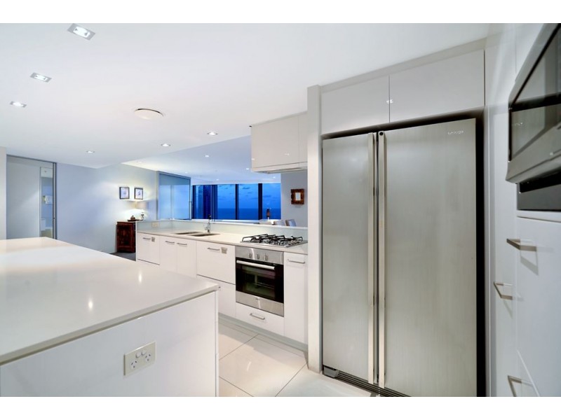 9 Hamilton Avenue, Surfers Paradise QLD 4217