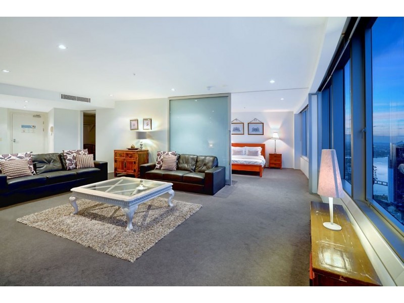 9 Hamilton Avenue, Surfers Paradise QLD 4217