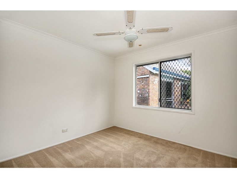 6 Sepik Place, Runaway Bay QLD 4216