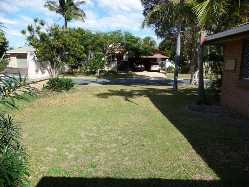 39 Gretel Drive, Mermaid Waters QLD 4218