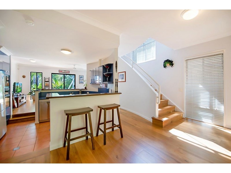 222/125 Hansford Road, Coombabah QLD 4216