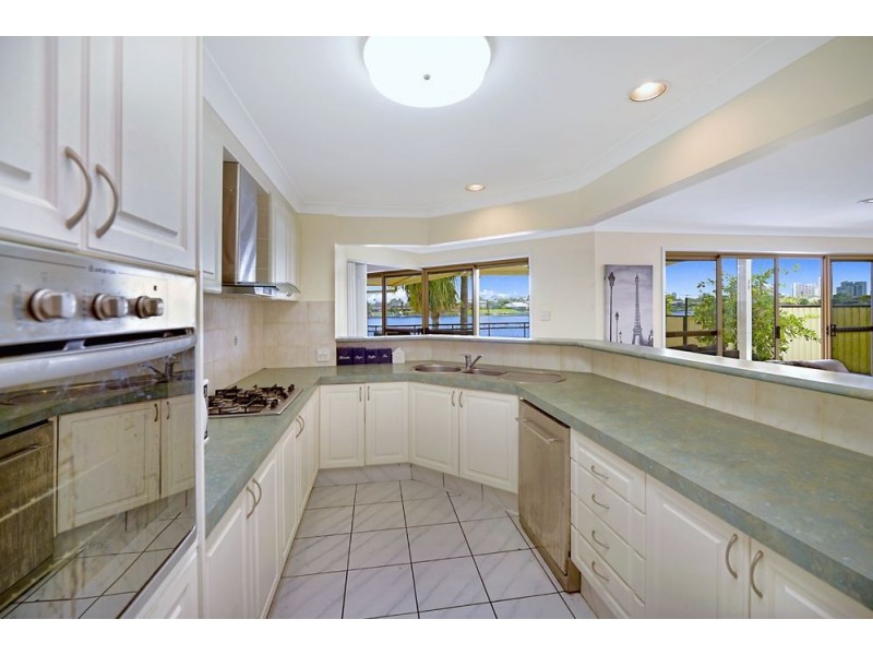 53 Intrepid Drive, Mermaid Waters QLD 4218