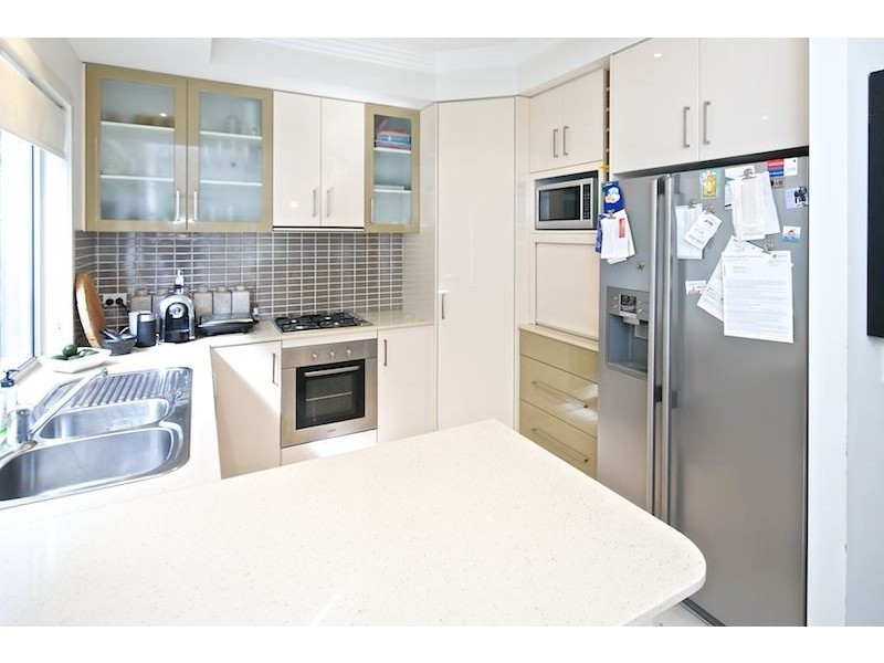 2/64 Compass Drive, Biggera Waters QLD 4216