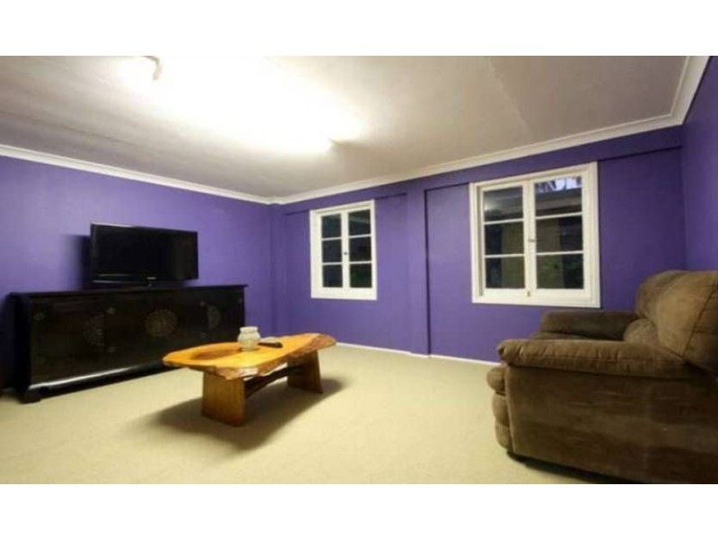 7 Clinton Av, Burleigh Waters QLD 4220