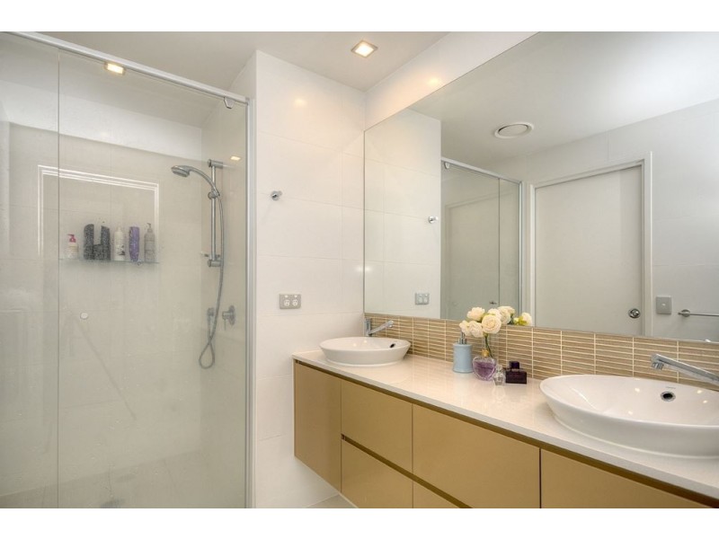 3066/3029 The Boulevard, Carrara QLD 4211
