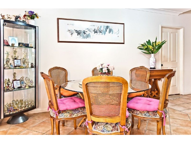 7/125 Santa Cruz Blvd, Clear Island Waters QLD 4226