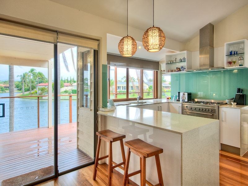 7 Tween Court, Mermaid Waters QLD 4218