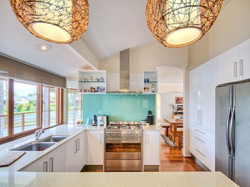7 Tween Court, Mermaid Waters QLD 4218
