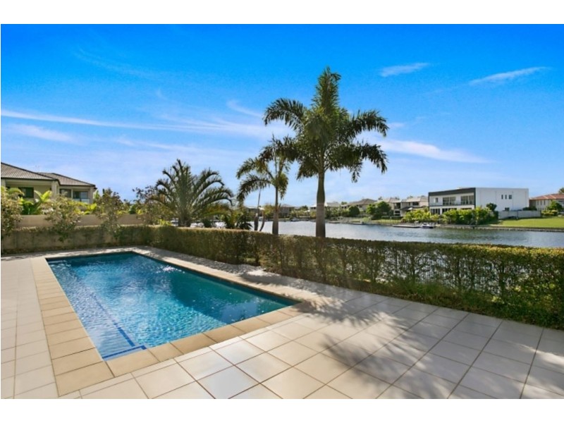 11 Mandolin Avenue, Helensvale QLD 4212