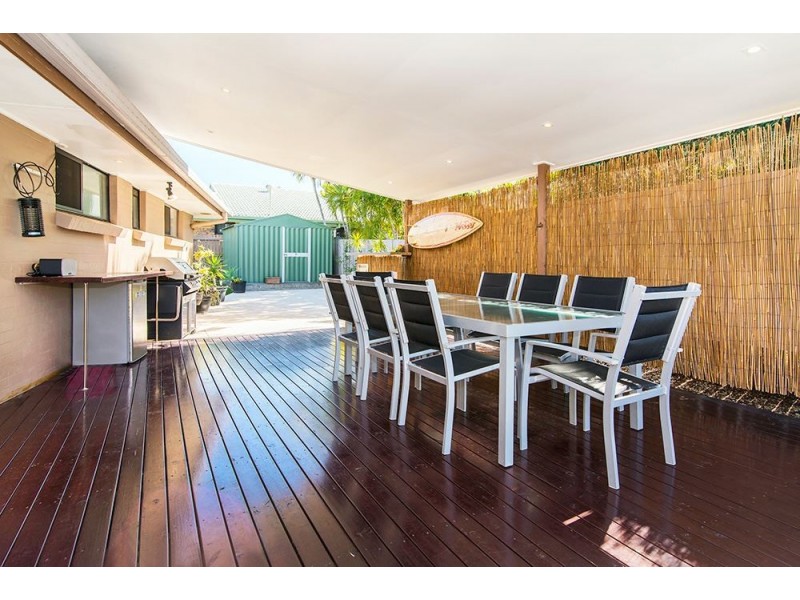 29 Collins Crescent, Benowa QLD 4217