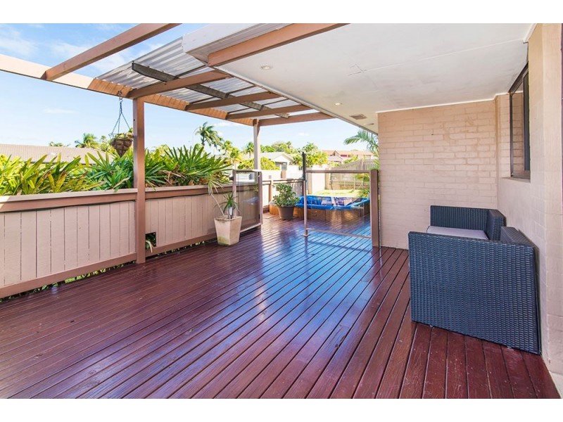 29 Collins Crescent, Benowa QLD 4217