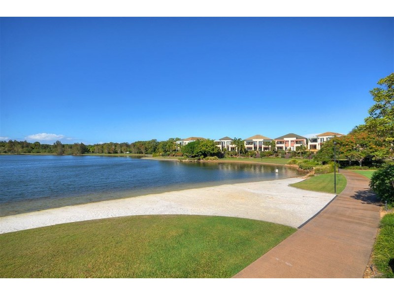 1071/1 The Cove Crescent, Carrara QLD 4211