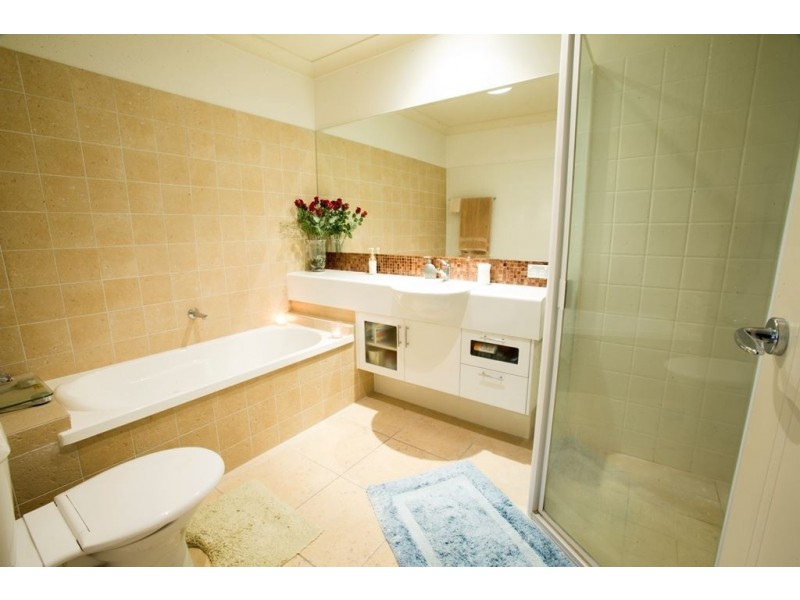 1071/1 The Cove Crescent, Carrara QLD 4211