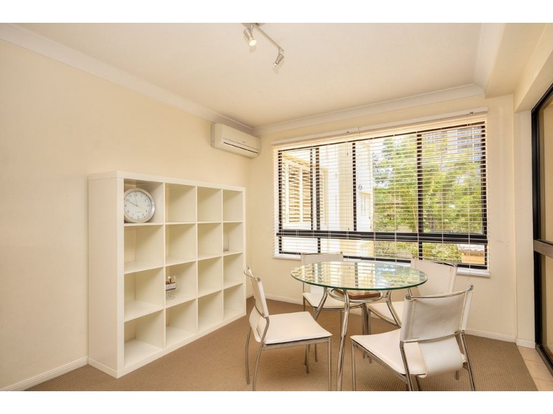 6/4-6 Acacia Avenue, Surfers Paradise QLD 4217