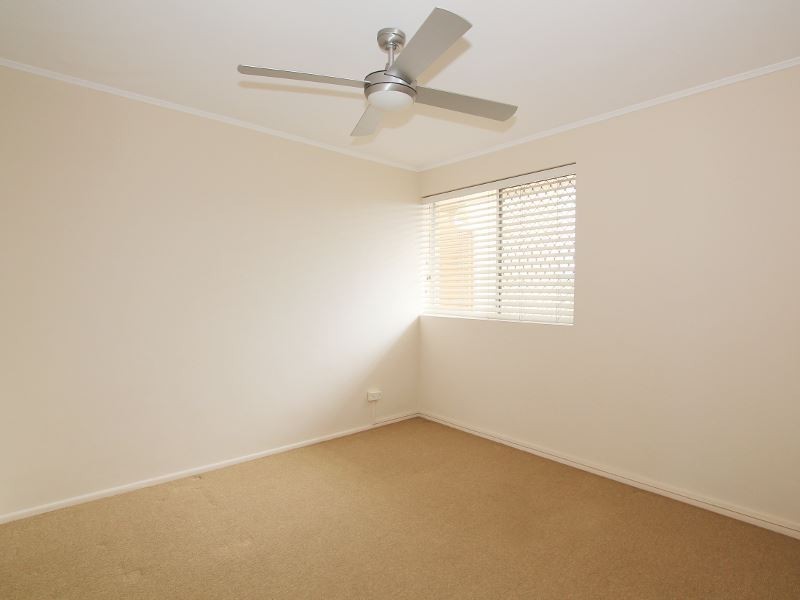 30/224 Marine Parade, Labrador QLD 4215