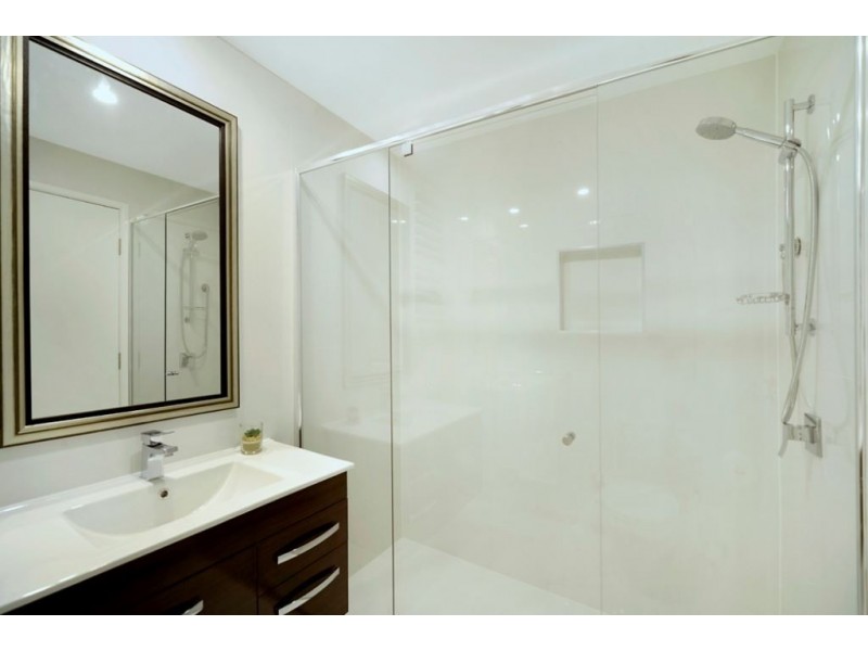 6260 Broken Hills Drive, Sanctuary Cove QLD 4212