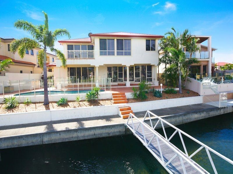 37 The Peninsula, Sovereign Islands QLD 4216