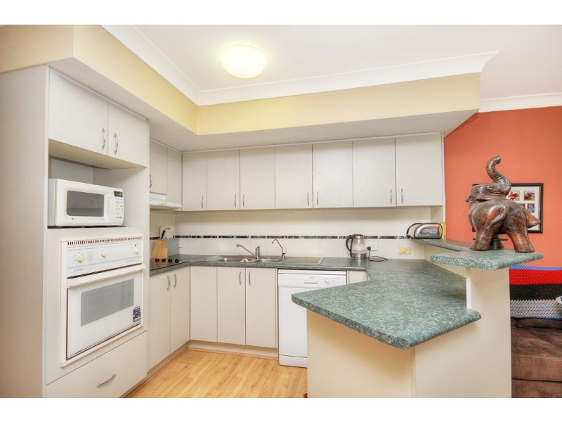 54/7-9 Santa Cruz Boulevard, Clear Island Waters QLD 4226