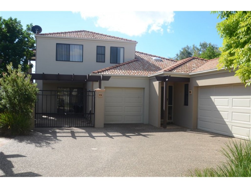 15/302 Christine Avenue, Varsity Lakes QLD 4227