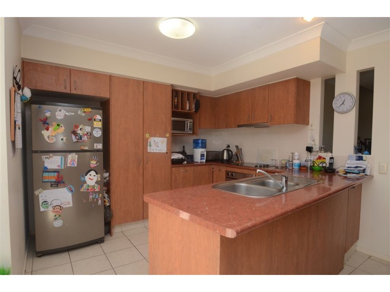 15/302 Christine Avenue, Varsity Lakes QLD 4227