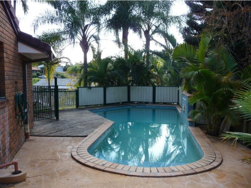 129 Thorngate Drive, Robina QLD 4226
