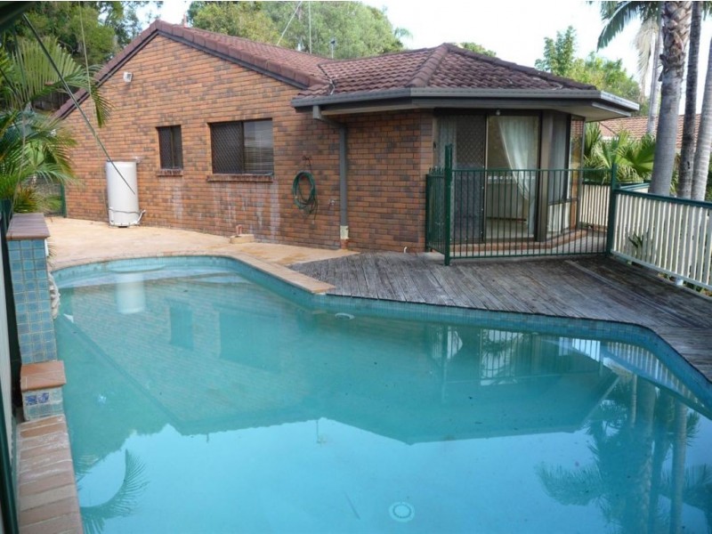129 Thorngate Drive, Robina QLD 4226