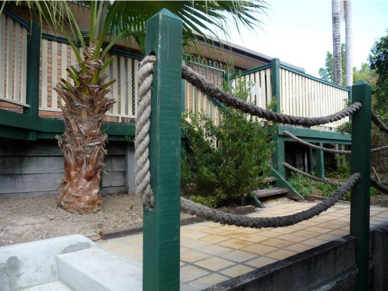129 Thorngate Drive, Robina QLD 4226