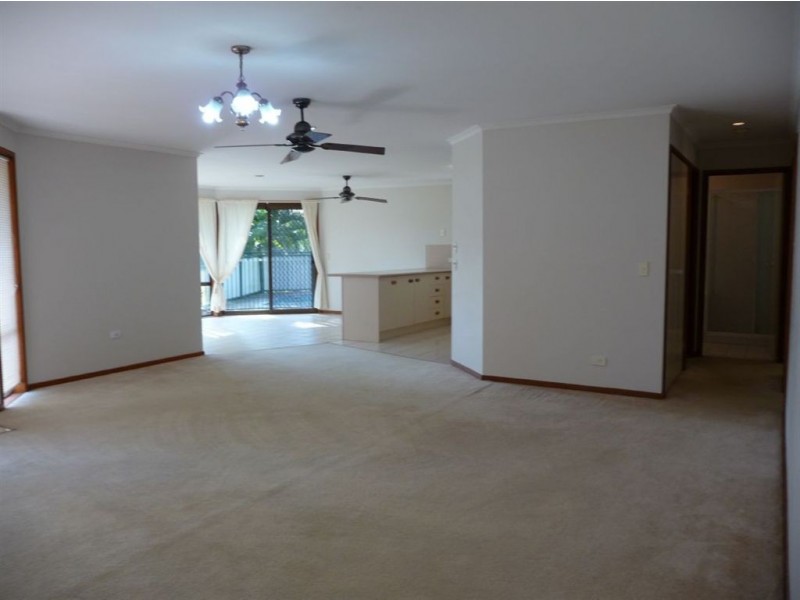 129 Thorngate Drive, Robina QLD 4226