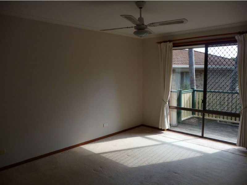 129 Thorngate Drive, Robina QLD 4226